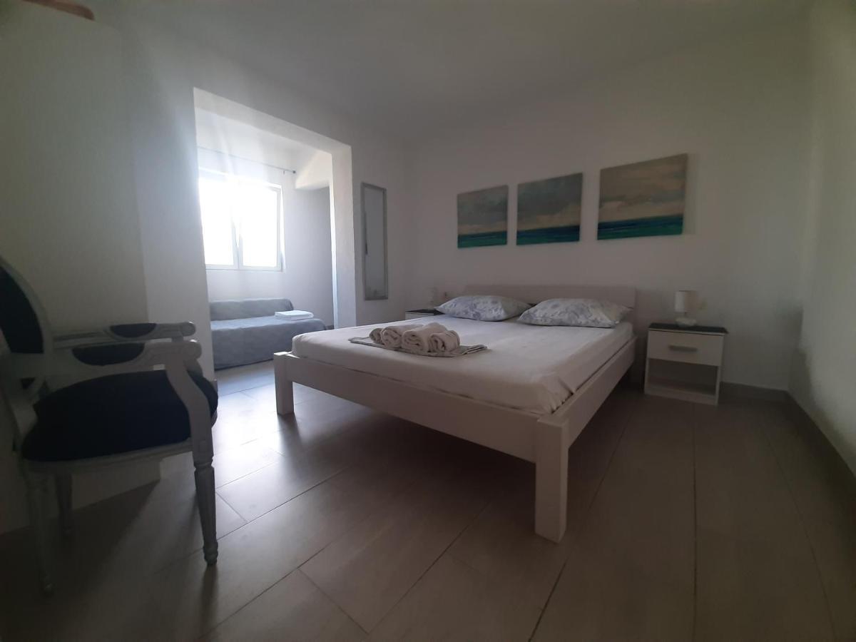 Villa Bratus Promajna Exteriér fotografie