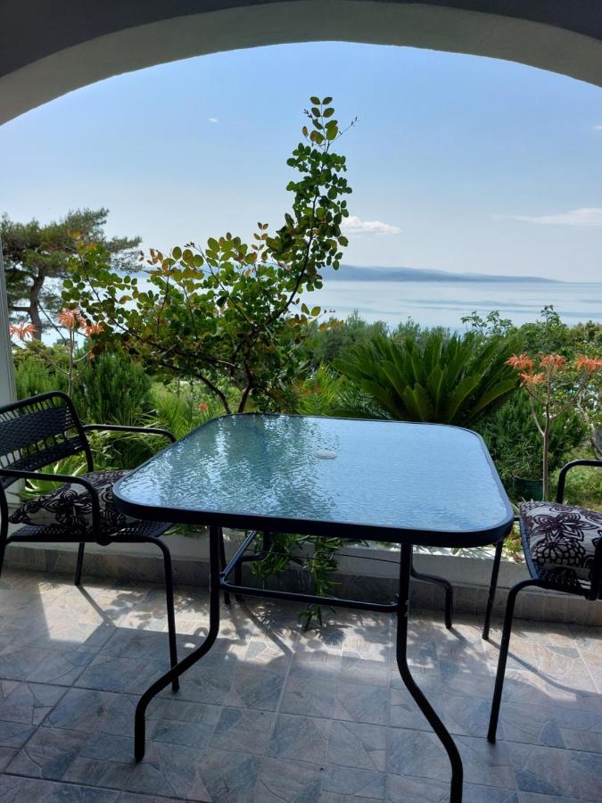 Villa Bratus Promajna Exteriér fotografie