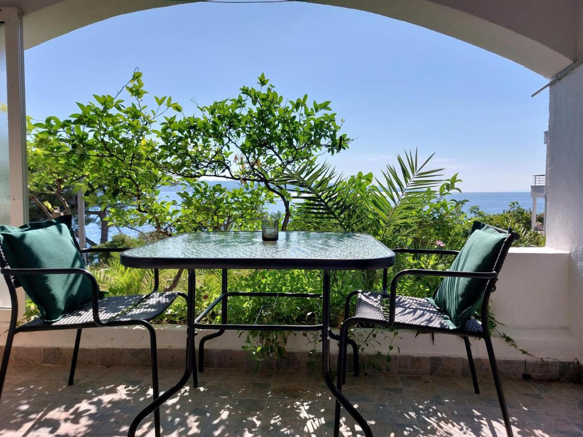Villa Bratus Promajna Exteriér fotografie
