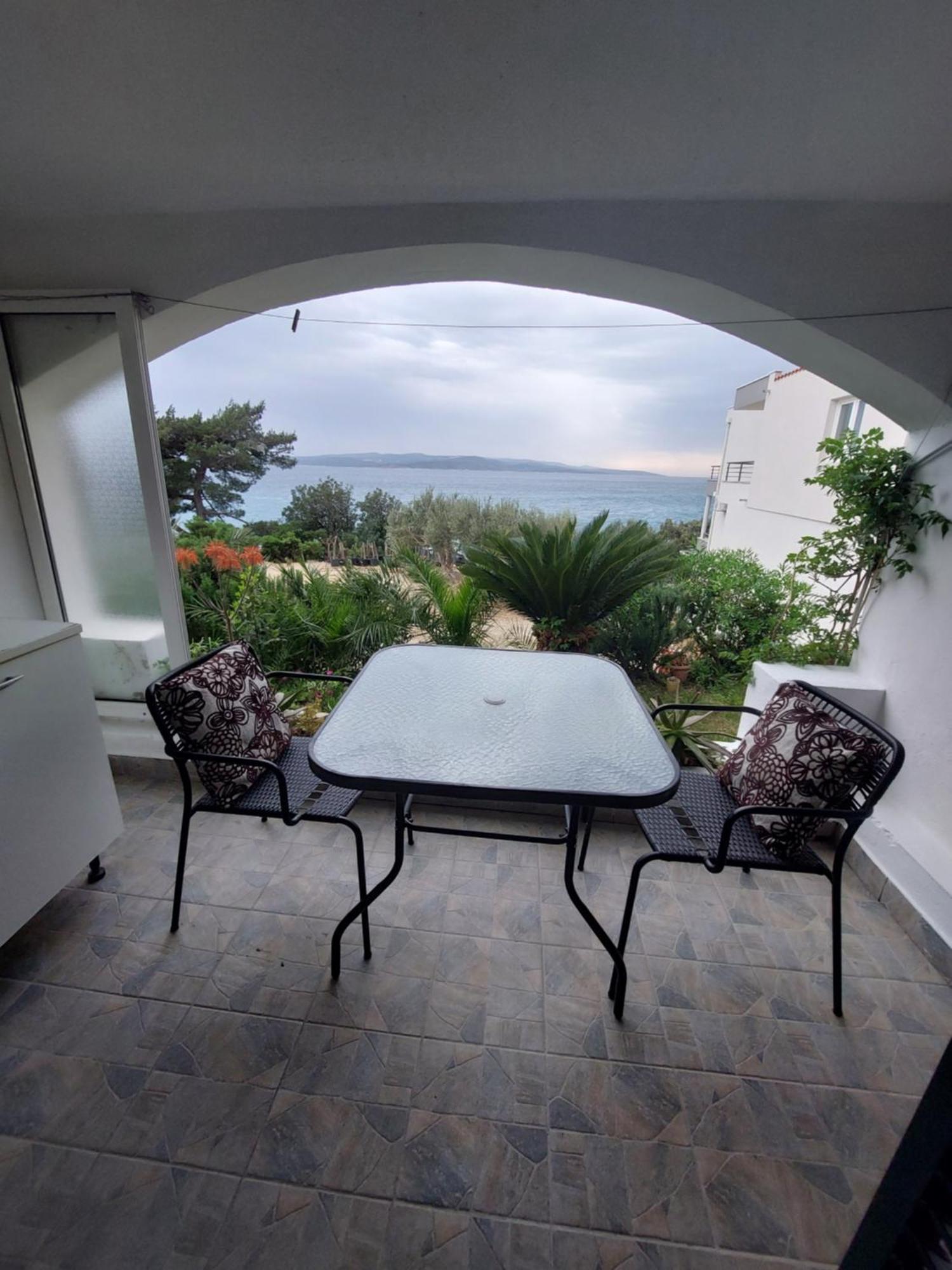 Villa Bratus Promajna Exteriér fotografie