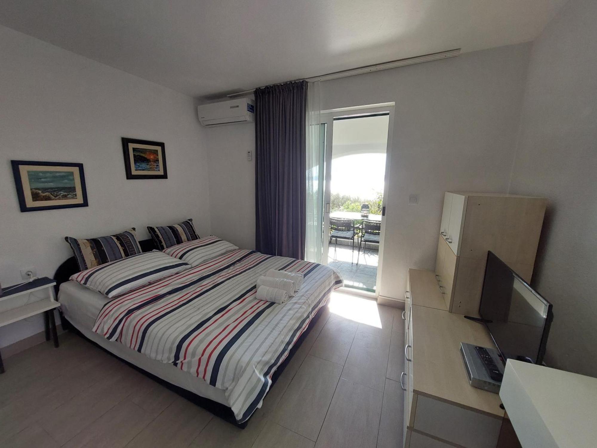 Villa Bratus Promajna Exteriér fotografie