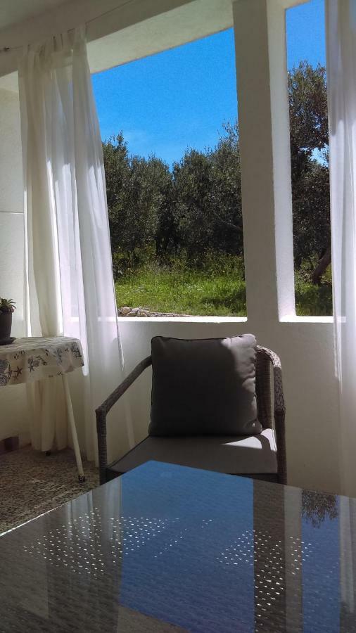 Villa Bratus Promajna Exteriér fotografie